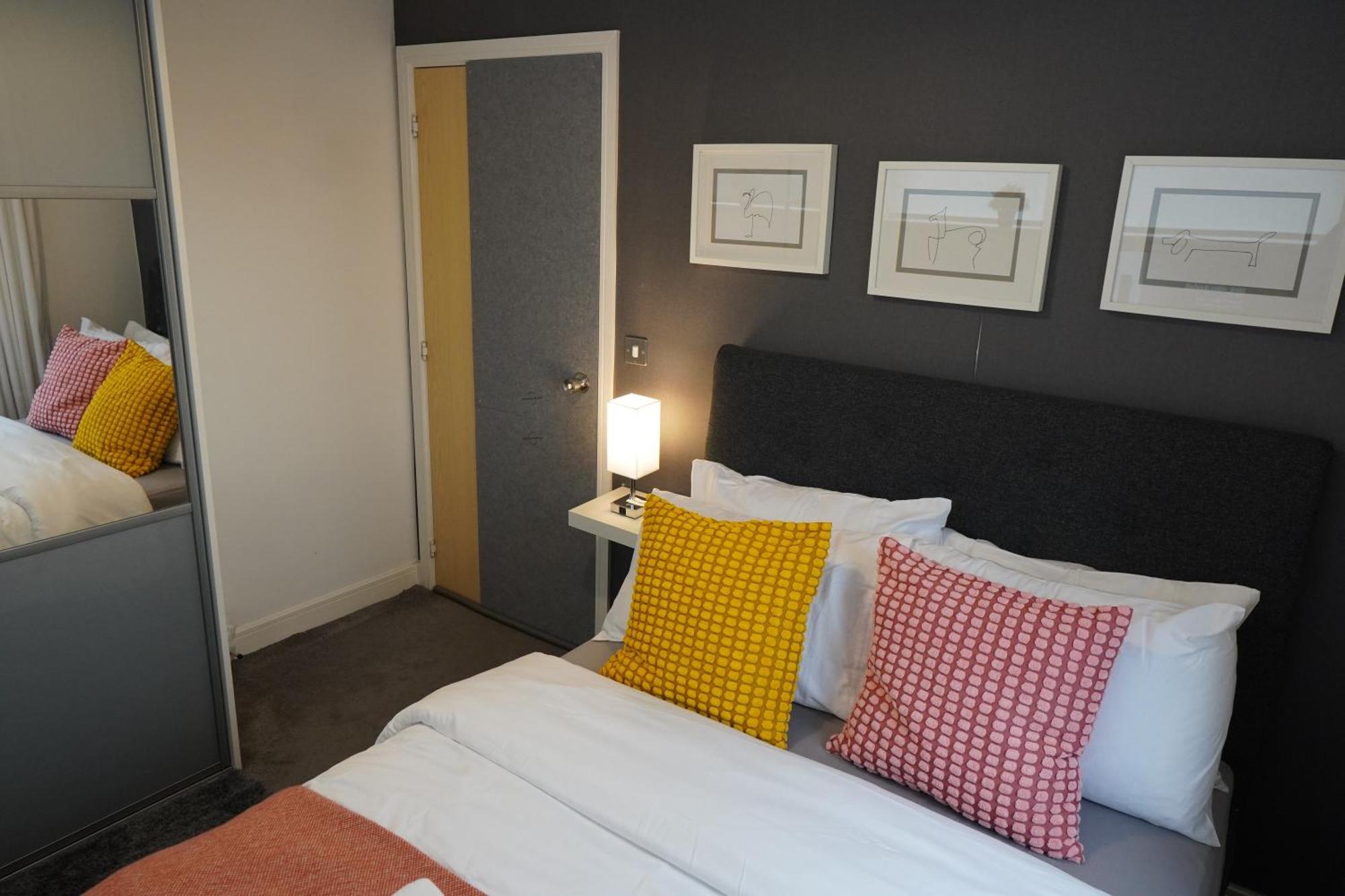 Luxury Rooms - Pick A Room - Free Parking & Kitchen Access, Near Etihad Stadium, The Coop Live & Piccadilly Station, Manchester Eksteriør billede